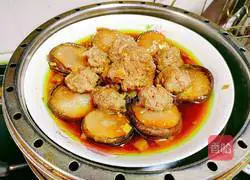 Illustration of steamed beef brisket with mushrooms 16