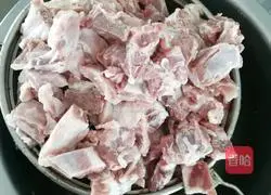 Illustration of how to cook pork ribs with potatoes 1