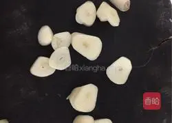 Illustration of how to make fried ham with horned melon 4