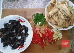 Illustration of how to make fried tofu with fungus 4