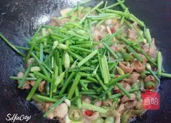 Illustration of how to make spicy chicken gizzards 5