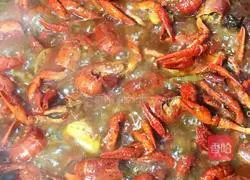 Illustration of how to make spicy crayfish 5