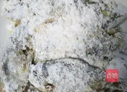 Illustration of how to make fried crucian carp 4