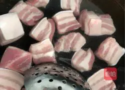 Illustration of how to make braised pork 3