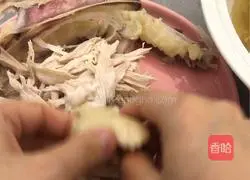 Illustration of how to make steamed chicken with medicinal diet 9