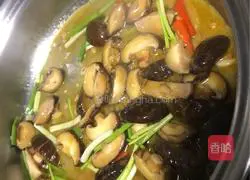 Illustration of how to make popcorn mushrooms with spring onions 8