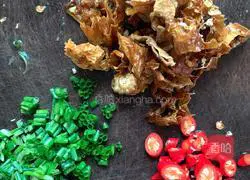 Illustration of how to make mushroom stewed chicken 4