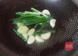 Illustration of braised duck cubes 2