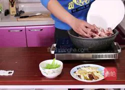 Illustration of how to make beer duck 4