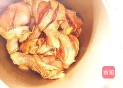 Rice cooker salt-baked chicken legs Illustration of how to do it 8