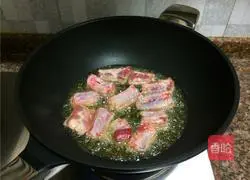 Illustration of how to make spicy pork ribs 4