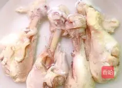 Illustration of how to make delicious low-fat cold chicken legs 4
