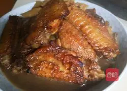 Illustration of how to cook tiger skin chicken wings and roasted yuba 20