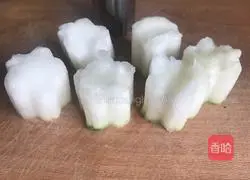 Illustration of how to make stuffed winter melon 6