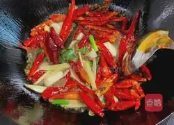 How to make spicy crayfish in summer Illustration 6