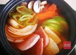 Illustration of how to make spicy cabbage dumpling pot 10