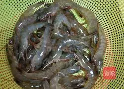 Illustration of how to make boiled shrimp 1