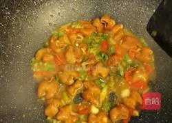 Illustration of how to make spicy and sour sausage 11