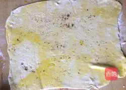 Illustration of how to cook potatoes and beans in one pot 9