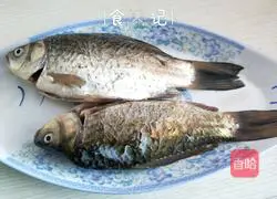 Illustration of how to make crucian carp stewed with tofu 1