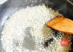 Illustration of how to make garlic vermicelli and prawns 3