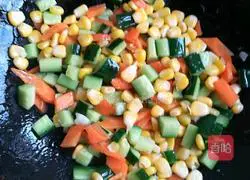 Three Ding Shrimp Recipe Illustration 4