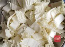 Illustration of how to make cabbage stewed with frozen tofu 2