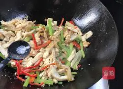 Illustration of how to make stir-fried dried celery 12