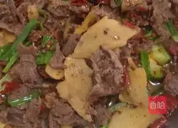 Illustration of how to make boiled beef 5