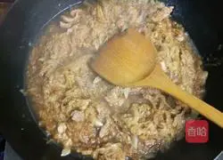 Illustration of how to cook pork with pickled cabbage 7