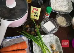 Illustration of how to make oil-free chicken breast meatballs for weight loss 1