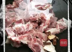 Illustration of how to make sweet and sour pork ribs 2