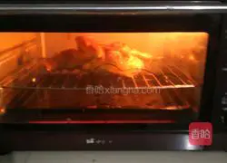 Illustration of oven roasted chicken 9