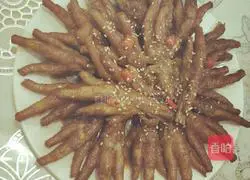 Home-style Braised Chicken Feet Illustration 9