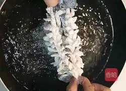 Illustration of how to make squirrel bass 11