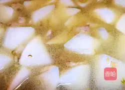 Illustration of how to cook pork belly and radish 5