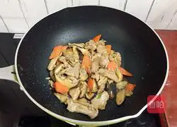 Illustration of how to make fried meat with mushrooms 19