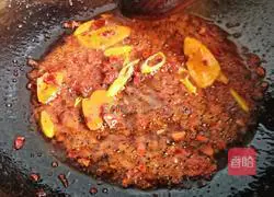 Illustration of how to make fish-flavored king oyster mushrooms 3