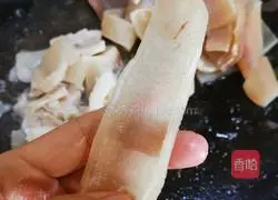 Illustration of how to make frozen pig skin 3