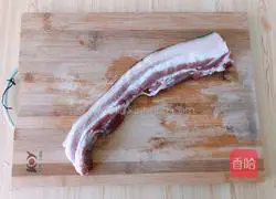 Illustration of how to make fried pork with pepper 1