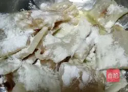 Illustration of how to make cod with tomato sauce 1