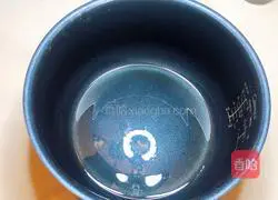 Orleans Baked Chicken Legs Recipe Illustration 3