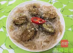 Illustration of how to make steamed abalone with garlic vermicelli 9