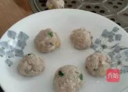 Illustration of how to make pan-fried mackerel balls 5