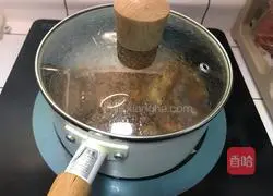 Illustration of making sweet and sour pork ribs 13