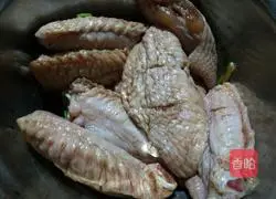 Illustration of how to make tinfoil honey grilled wings 2 