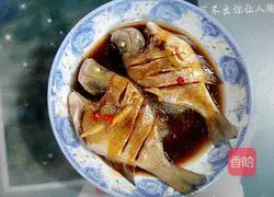 Illustration of how to make soy-flavored fish 10