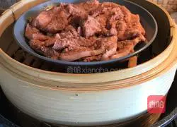 Illustration of how to make rice noodles and meat 5 