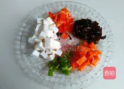 Illustration of how to make fried chicken with colorful vegetables 2