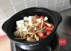 Illustration of how to make healthy pork rib soup 4